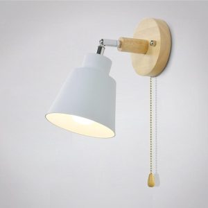 applique murale pivotante avec chaînette design moderne