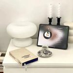 lampe blanche en verre laiteux Serenity
