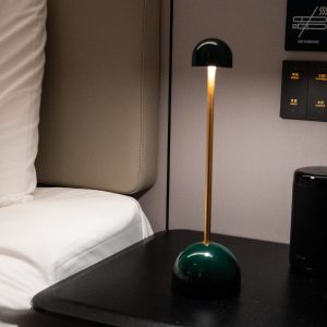 lampe de table design émeraude