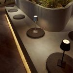 Lampe de table design LuminaTouch