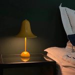 lampe de table en métal Jaras
