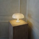 lampe de table nordique en forme de champignon