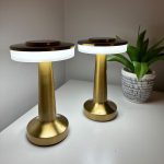 lampe de table sans fil moderne Tower