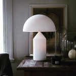 lampe élégante en métal Aria