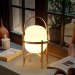 lampe en bois style japonais