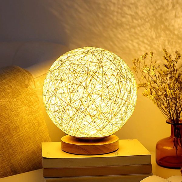 lampe sphérique en rotin pour chambre