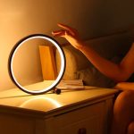 lampe circulaire à intensité réglable