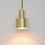 lampe de chevet design dorée
