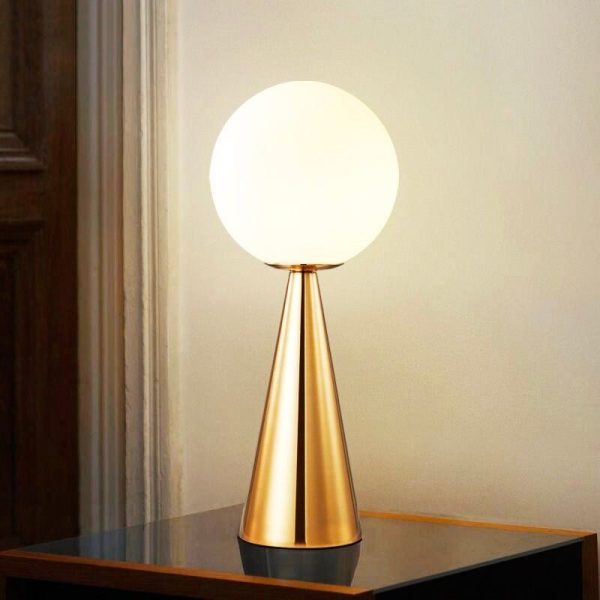 lampe de chevet dorée moderne