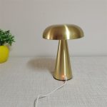 lampe de table sans fil Giro élégante