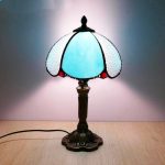 lampe Tiffany bleue style vintage