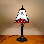 lampe tiffany rouge de style vintage
