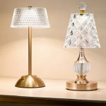 Lampe de chevet en cristal rechargeable dans une ambiance premium