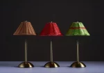 Lampe de table en rotin design rétro